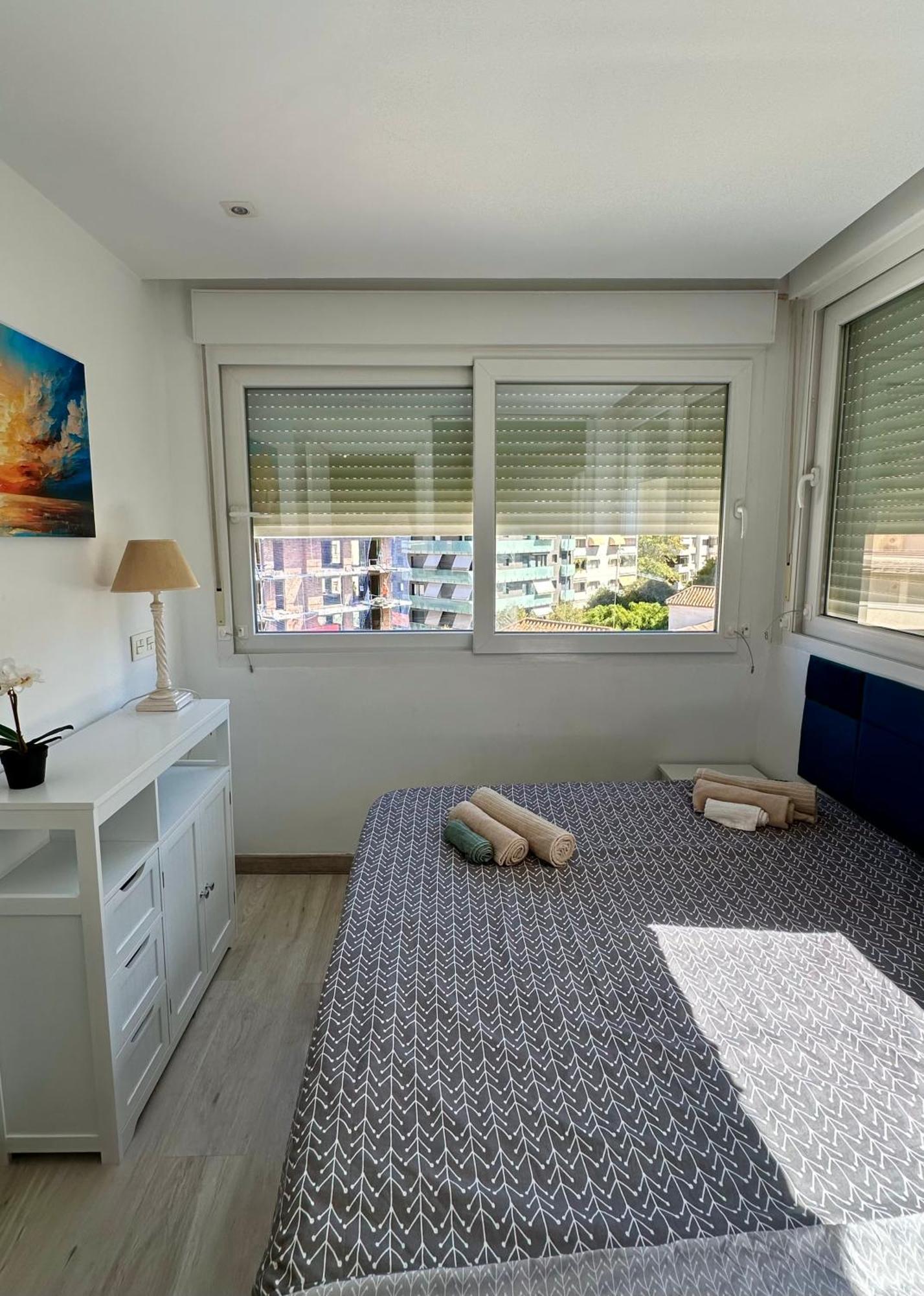 Apartment First Line 2br With Pool In Center Of Marbella